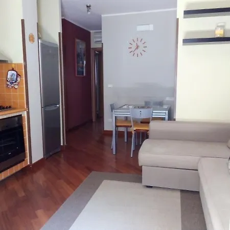Mazzini House Apartament